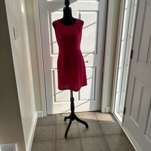 Elegant Pink Sleeveless Dress